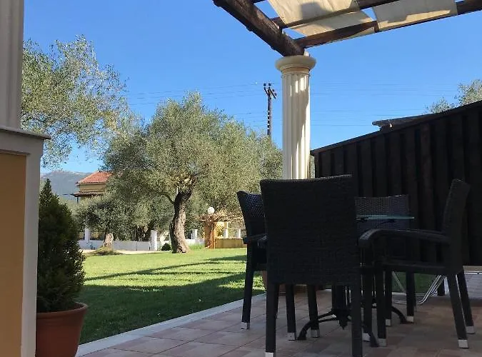Leremo Luxury Messonete Apartament Roda (Corfu)