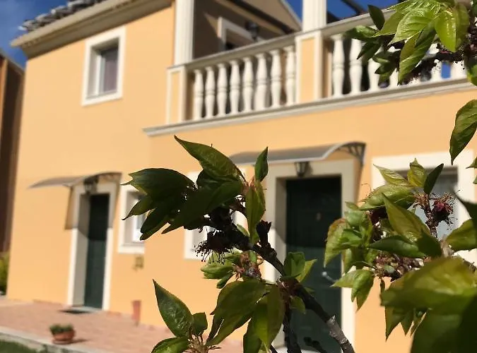 Leremo Luxury Messonete * Roda (Corfu)