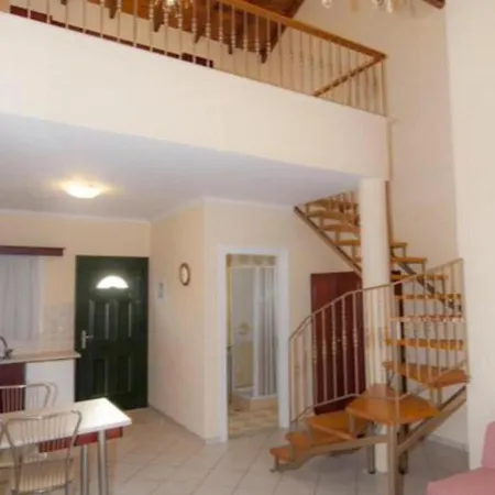 Apartment Leremo Luxury Messonete *