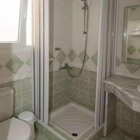 Leremo Luxury Messonete * Roda (Corfu)